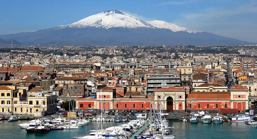 catania zweitgrosste stadt siziliens unweit des atna zauberhaftesanderswo